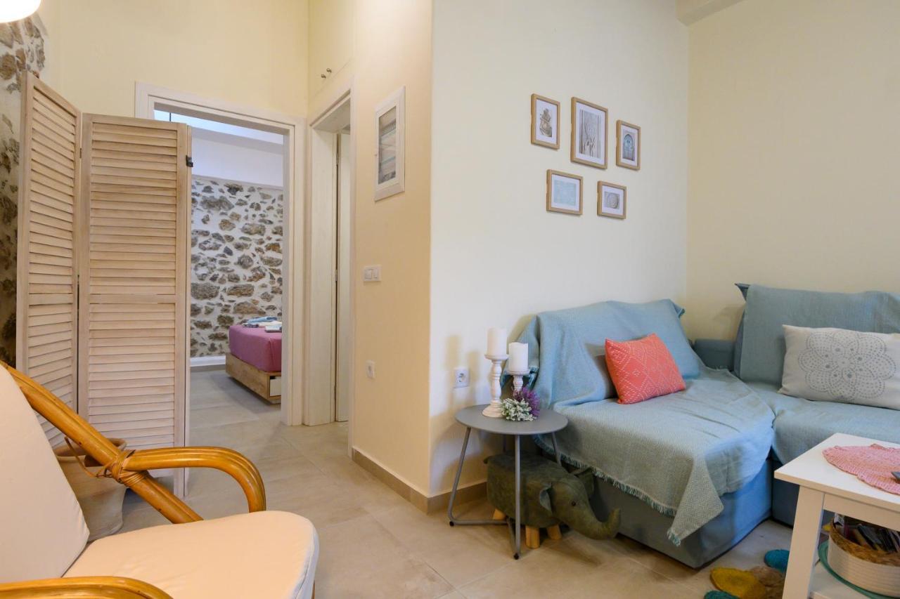 Konstantis Holiday home *